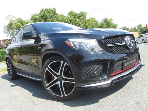 Used 2017 Mercedes-Benz GLE 43 AMG 4MATIC Coupe image 3