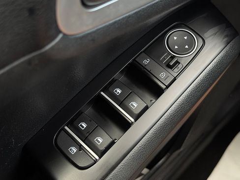 Used 2023 Kia Soul LX w/ LX Technology Package FWD image 20