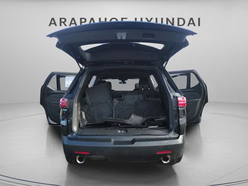 Used 2023 Chevrolet Traverse LT w/ LPO, Floor Liner Package image 21