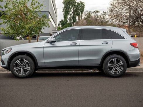 Used 2018 Mercedes-Benz GLC 300 image 2
