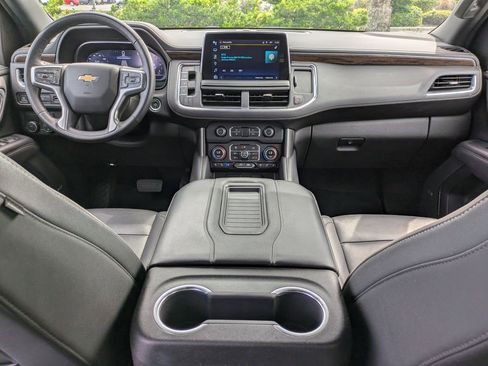 Certified 2024 Chevrolet Suburban Premier image 18