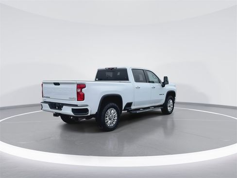 Used 2020 Chevrolet Silverado 3500 High Country w/ Z71 Off-Road Package image 8