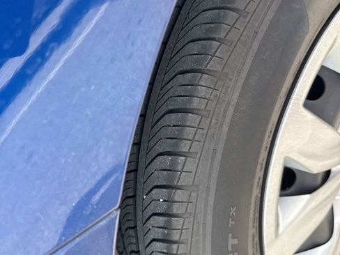 Used 2022 Hyundai Accent SE image 13