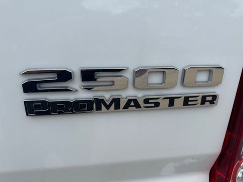 Used 2023 RAM ProMaster 2500 image 12