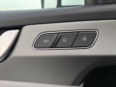 Used 2023 Hyundai Palisade SEL w/ Premium Package image 5