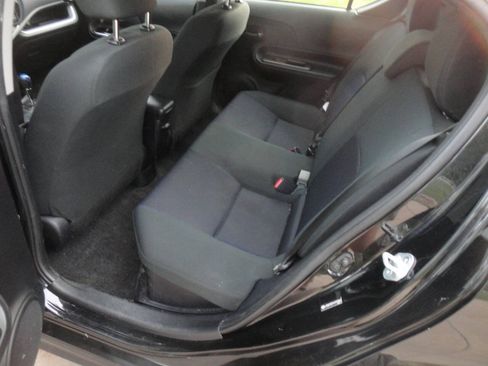 Used 2017 Toyota Prius C Two FWD image 14