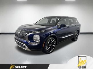 Used 2024 Mitsubishi Outlander SE AWD/4WD video 1