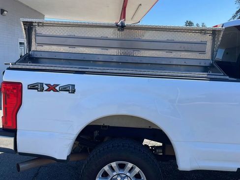Used 2019 Ford F250 XL w/ STX Appearance Package AWD/4WD image 27