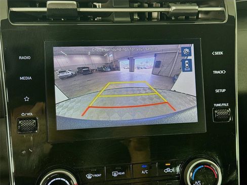 Certified 2024 Hyundai Santa Cruz SE FWD image 15