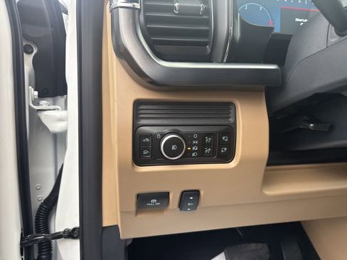 New 2026 Ford F250 Lariat w/ Lariat Ultimate Package AWD/4WD image 18