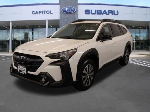Certified 2025 Subaru Outback Premium AWD/4WD image 7