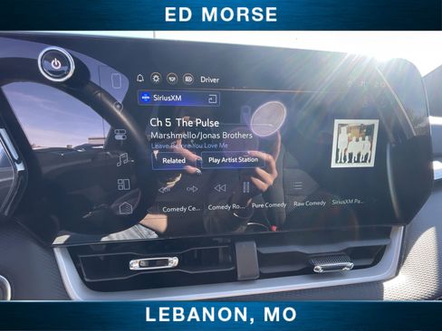 Used 2025 Chevrolet Equinox LT image 13