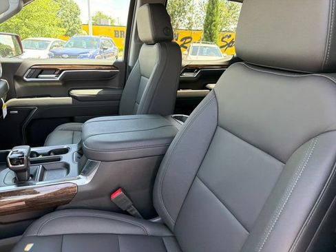 New 2026 GMC Sierra 1500 Elevation w/ Elevation Premium Package AWD/4WD image 19