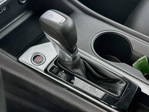 Used 2025 Nissan Altima 2.5 SV FWD image 23
