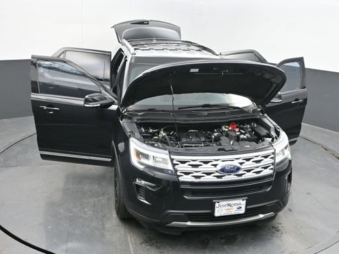 Used 2018 Ford Explorer XLT w/ Equipment Group 201A image 38