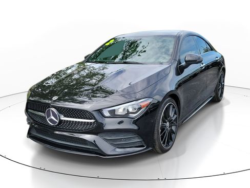 Used 2023 Mercedes-Benz CLA 250 image 3