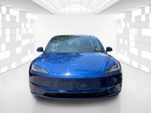 Used 2025 Tesla Model 3 Long Range RWD image 2