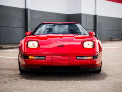 Used 1994 Chevrolet Corvette Coupe RWD image 15