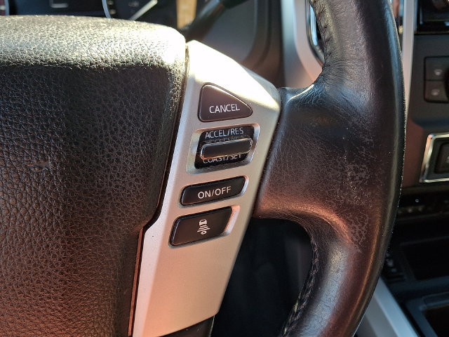 Used 2021 Nissan Titan SL w/ Moonroof Package AWD/4WD image 23