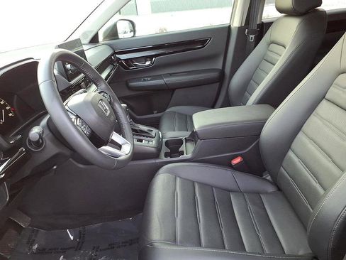 Used 2025 Honda CR-V EX-L image 16