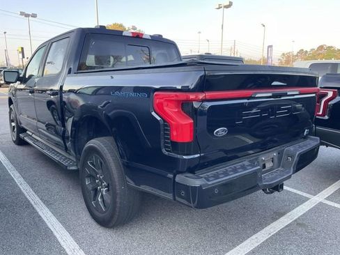 Used 2023 Ford F150 Lightning Lariat image 5