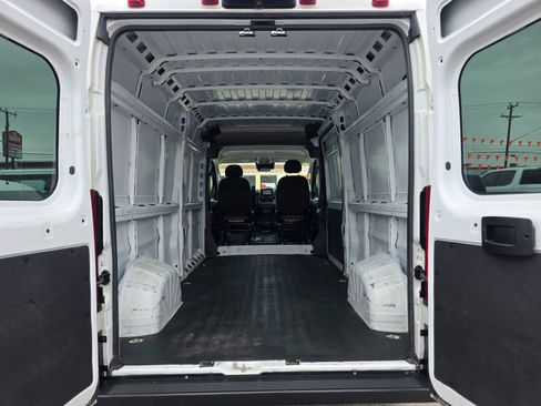 Used 2023 RAM ProMaster 2500 FWD image 16