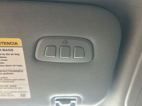 Used 2024 Ford Explorer Limited AWD/4WD image 41