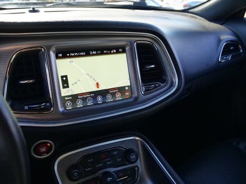 Used 2017 Dodge Challenger SRT Hellcat image 11