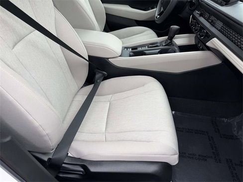 Used 2025 Honda Accord LX image 7
