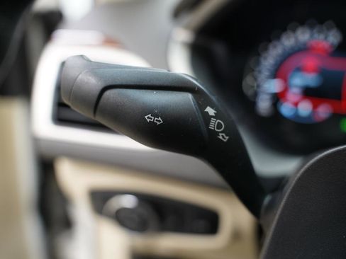 Used 2013 Lincoln MKZ 4dr Sdn FWD image 14