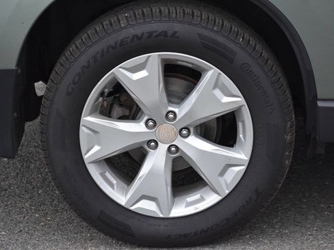 Used 2015 Subaru Forester 2.5i Premium w/ All-Weather Package image 38