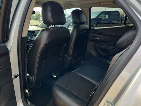 Used 2020 Buick Encore Preferred image 13