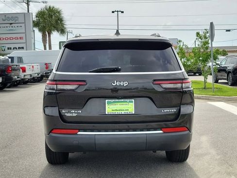 Used 2022 Jeep Grand Cherokee L Limited AWD/4WD image 5
