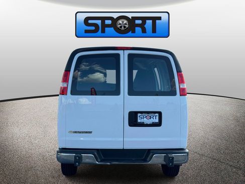 Used 2025 Chevrolet Express 2500 w/ Driver Convenience Package RWD image 24