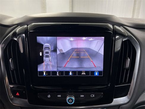 Certified 2023 Chevrolet Traverse LT image 14