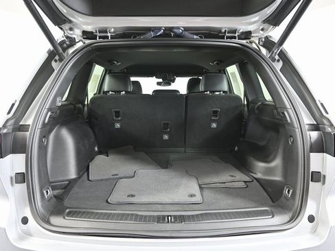 Used 2023 Jeep Grand Cherokee Altitude image 19