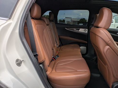 Used 2022 Lincoln Nautilus Reserve w/ Equipment Group 202A AWD/4WD image 30