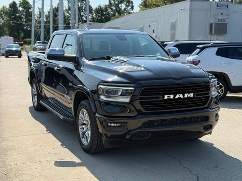Used 2020 RAM 1500 Laramie w/ Sport Appearance Package AWD/4WD image 4