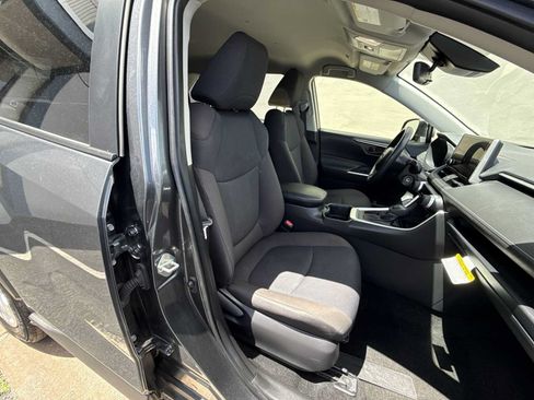 Used 2024 Toyota RAV4 LE FWD image 25