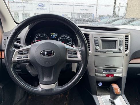 Used 2013 Subaru Outback 2.5i Limited image 12