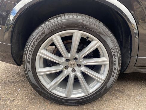 Used 2016 Volvo XC90 T6 Inscription w/ Vision Package image 17