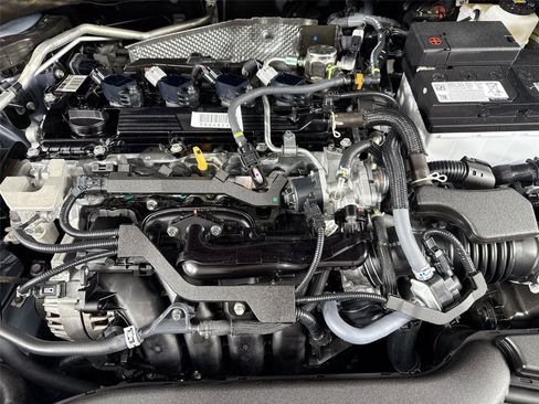 Certified 2026 Toyota Corolla Cross LE FWD image 41