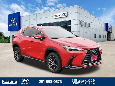 Used 2024 Lexus NX 250 FWD w/ Towing Package (2000 Lbs) image 3