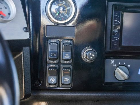 Used 2006 HUMMER H1 4-Door Wagon AWD/4WD image 34