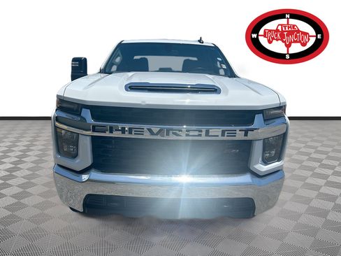 Used 2023 Chevrolet Silverado 2500 LT AWD/4WD image 2