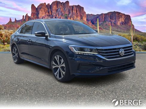 Used 2021 Volkswagen Passat 2.0T SE image 9
