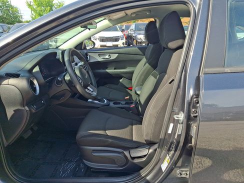 Used 2024 Kia Forte LXS FWD image 22