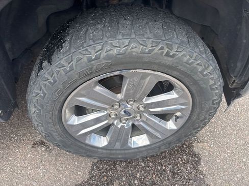 Used 2019 Ford F150 XLT w/ Equipment Group 302A Luxury AWD/4WD image 19