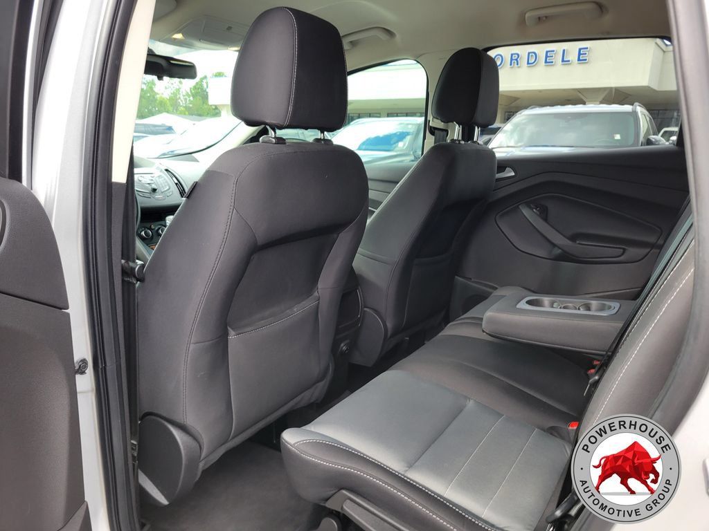 Used 2016 Ford Escape SE FWD image 15
