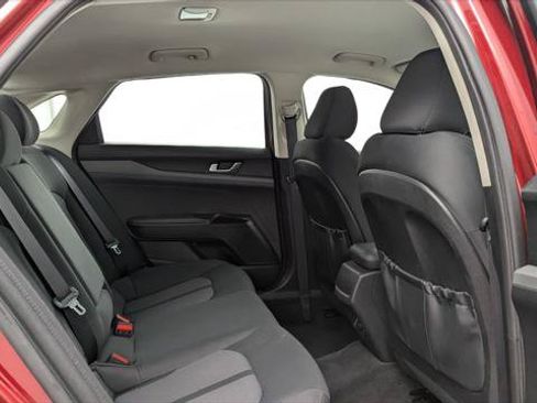 Used 2022 Kia K5 LXS FWD image 18